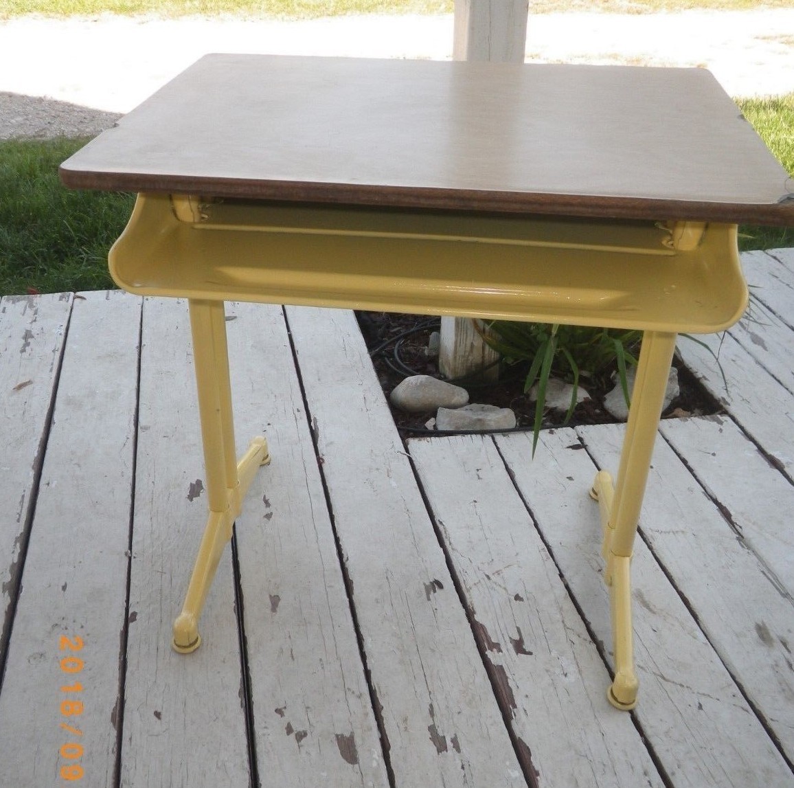 Vintage CLASSMATE Industrial School Pocket Desk American Seating Amerex Yellow