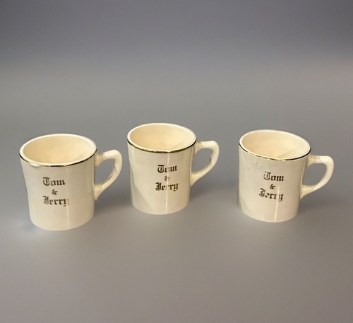 meTHE TOÉ SOMERSET FUR COAT & MUG CUP Vtg 1977 Deputy Dog Muskie Ty Coon The Sheriff Van Deka Mug