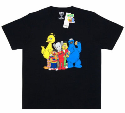 JS FREAK'S STORE UNIQLO 4点セット Uniqlo Kaws x Sesame Street Collection UT Graphic Tee Black
