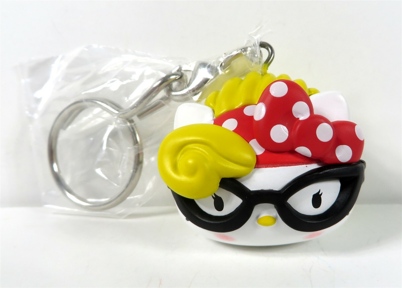 SHINee HELLO KITTY×KEY 缶バッジ ボクシリセット SHINee HELLO KITTY×KEY 缶バッジ ボクシリセット