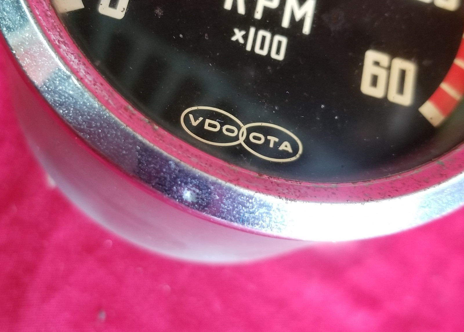 Tachometer Tach marine VDO OTA x100 RPM vintage Penta Volvo 230/5/1