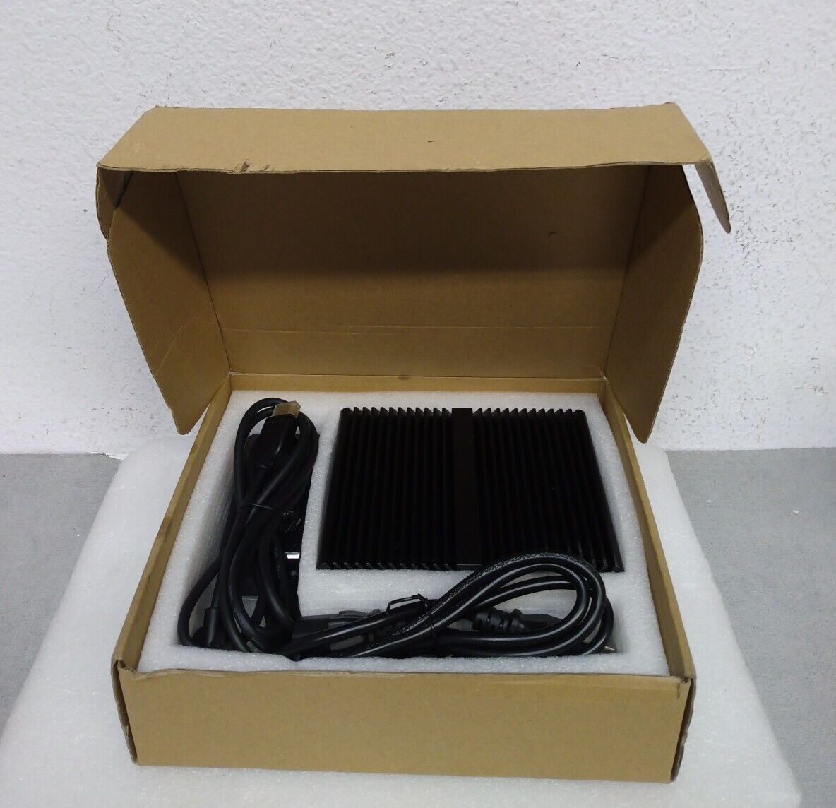 Intel Celeron J4105 + 5x I225-v 2.5g Aes-ni