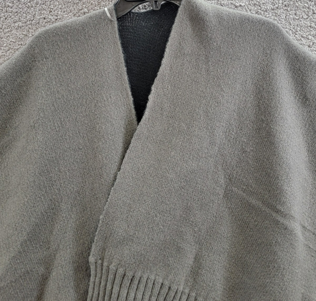 On 34th Tight Knit Reversible Wrap Sweater Women's One Size Black/Gray Rib Hem - Picture 3 of 13