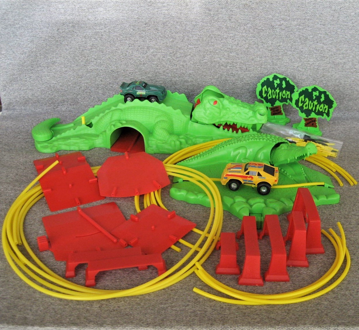 VINTAGE 1980s SCHAPER STOMPER SPEEDSTERS TWISTRACK GATOR RALLY RACING SET