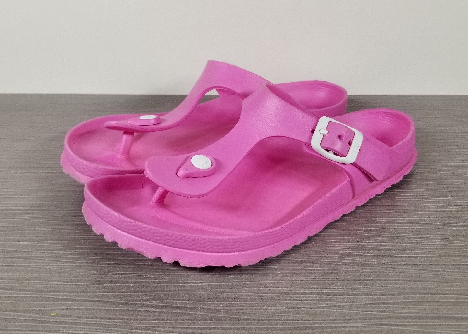Birkenstock Gizeh Flip Flop, Pink, Womens Size 7-7.5 / 38