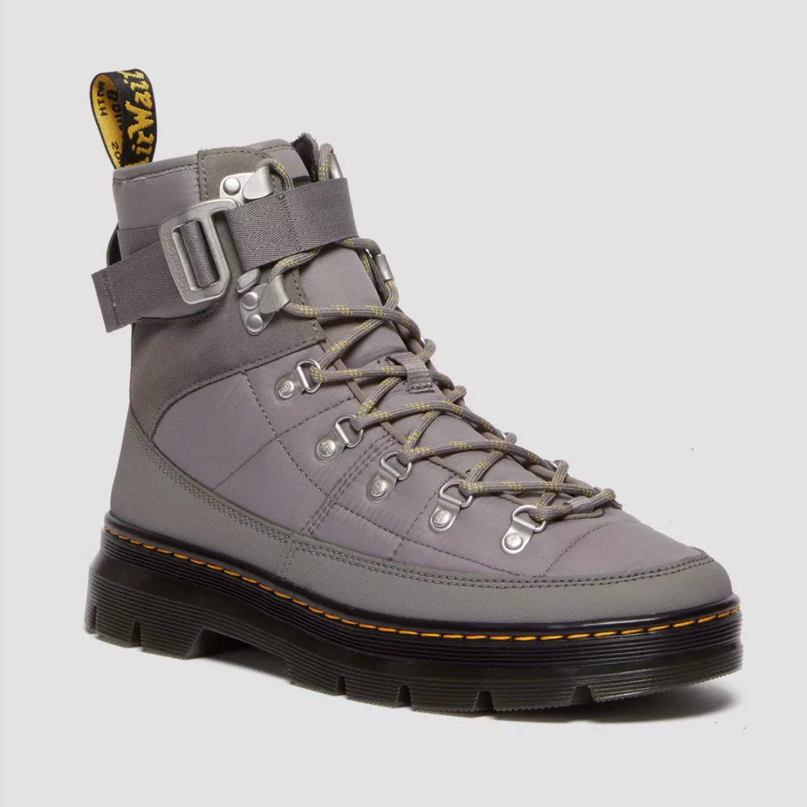 NWOB $140 Original DR. MARTENS Combs Tech Quilted Padded NWOB $140 Original DR. MARTENS Combs Tech Quilted Padded