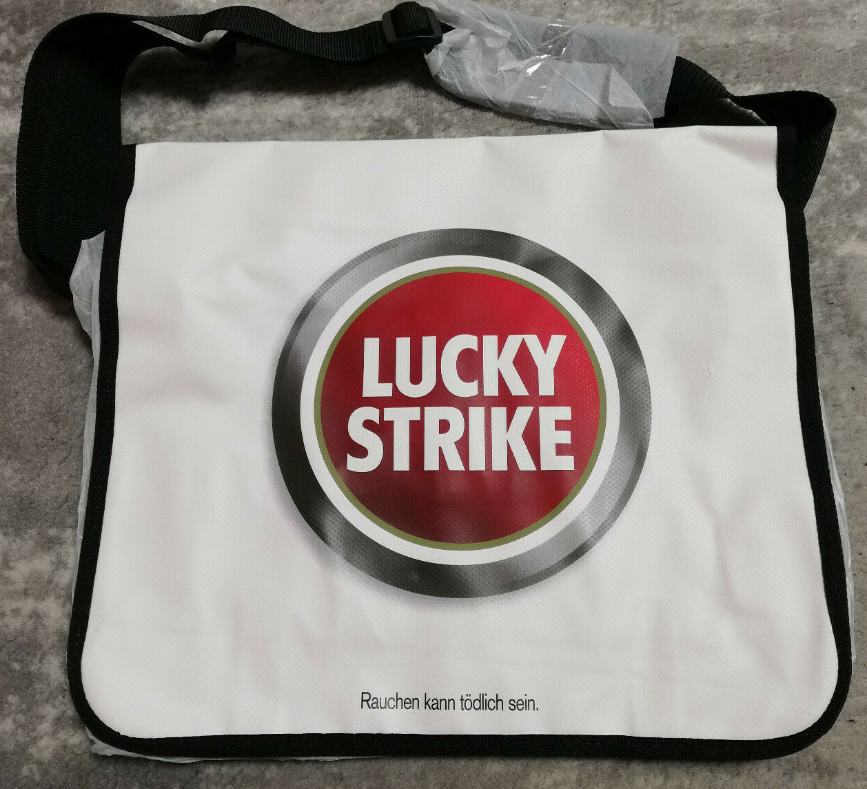 LUCKY STRIKE ONE SHOULDER BAG ラッキーストライク 値下げ】ラッキーストライク ワンショルダーバッグ 90's 00's 非売品