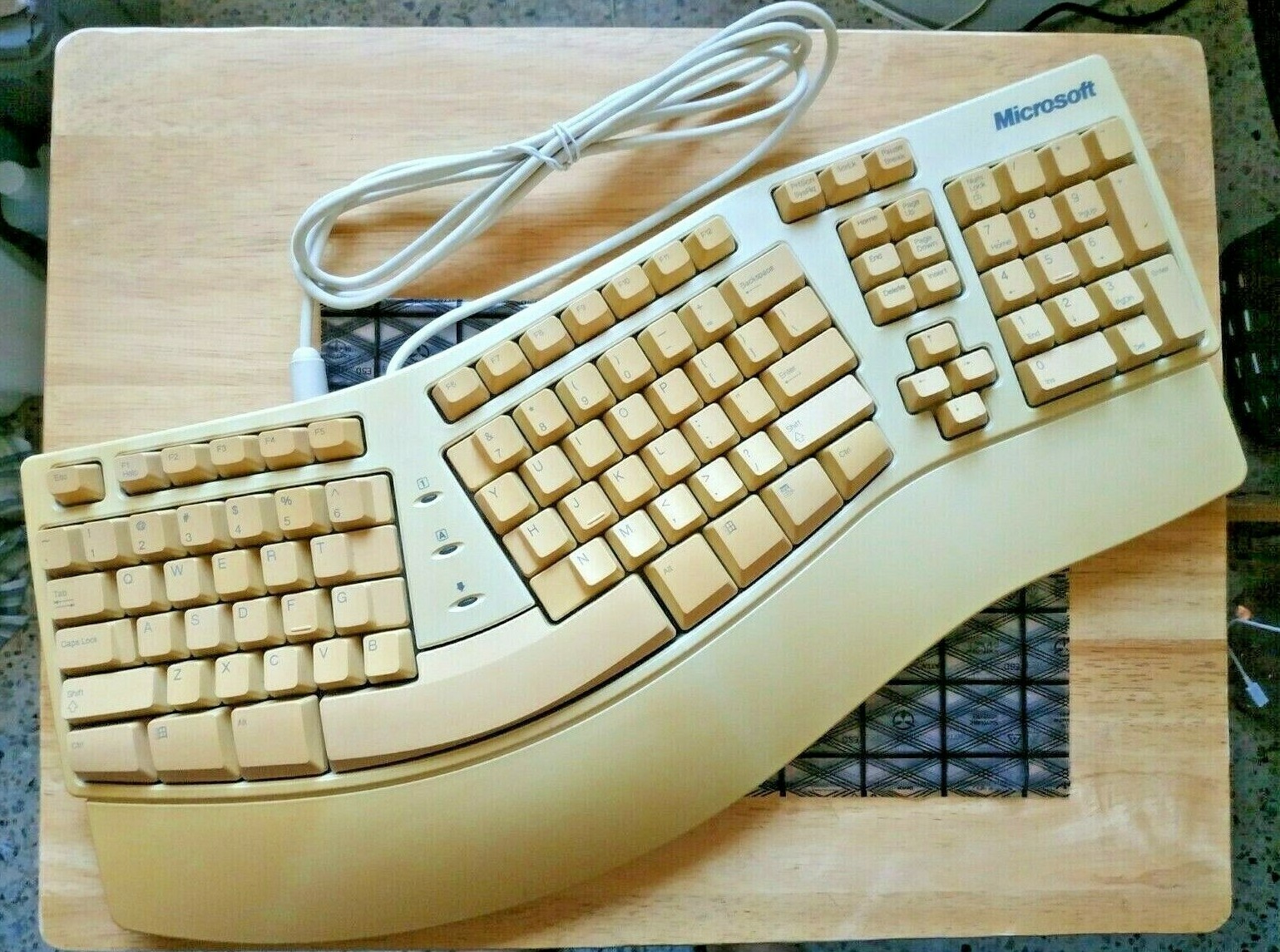 マイクロソフト キーボード Natural Ergonomic Keyboard Amazon.com: Microsoft Ergonomic Keyboard for Business