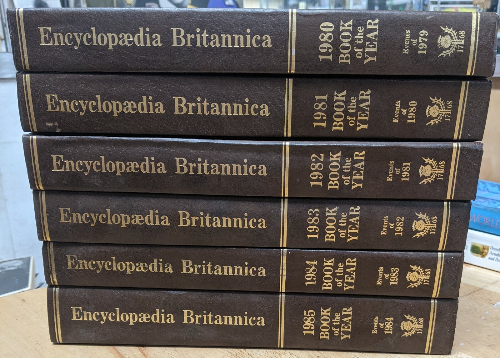 Encyclopedia Britannica 10巻セット Amazon.co.jp: Encyclopedia Britannica full set : 本