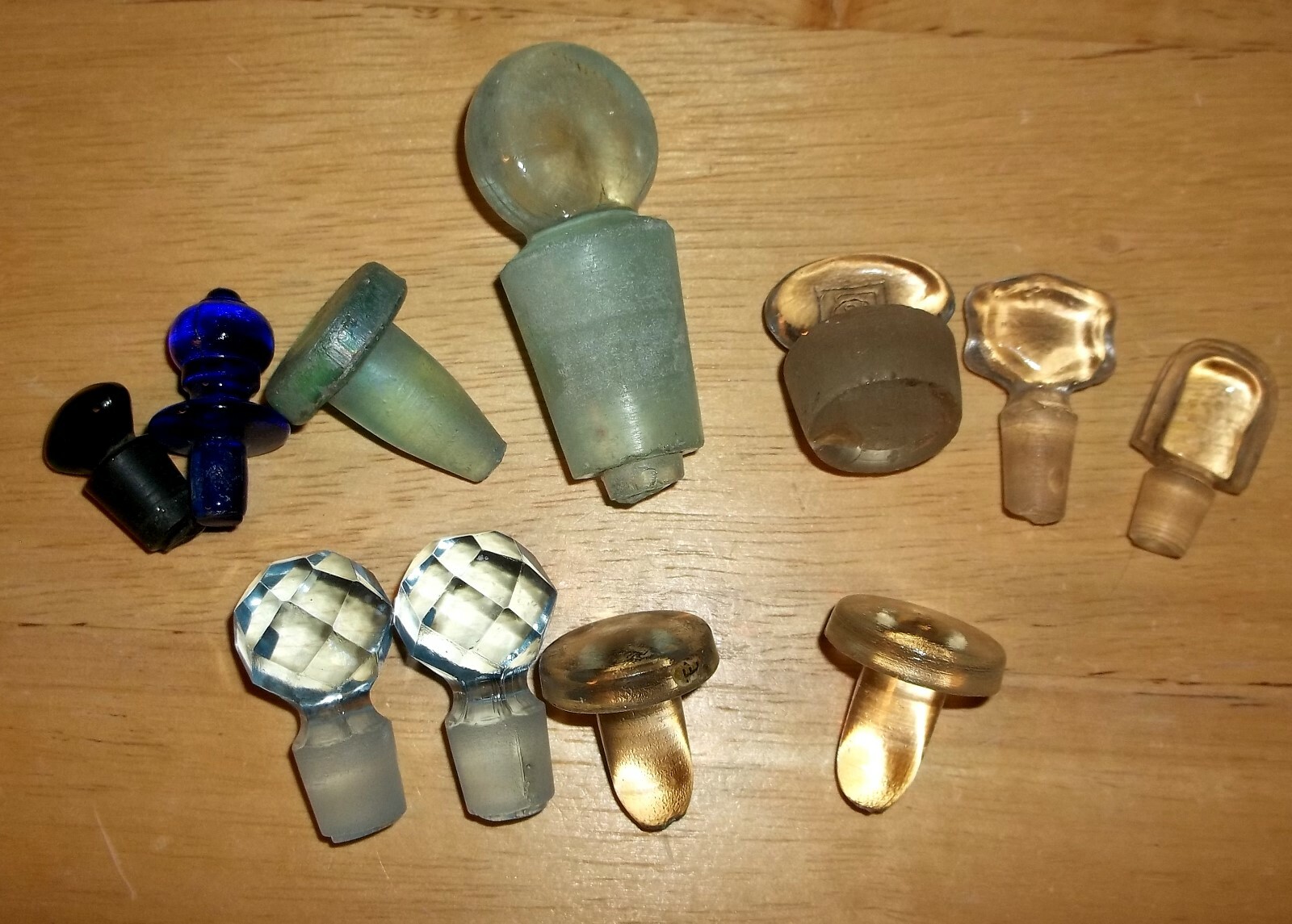 Vintage Glass Bottle Stoppers,  Lot of 11 bottle stoppers