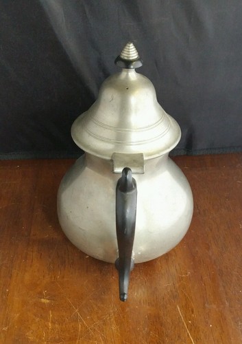 Vintage Royal Holland Pewter Sleepy Hollow Tea Pot 7 1/4 inches