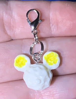 Mickey Mouse 3D Popcorn Charm Zipper Pull & Keychain Add On Clip!!