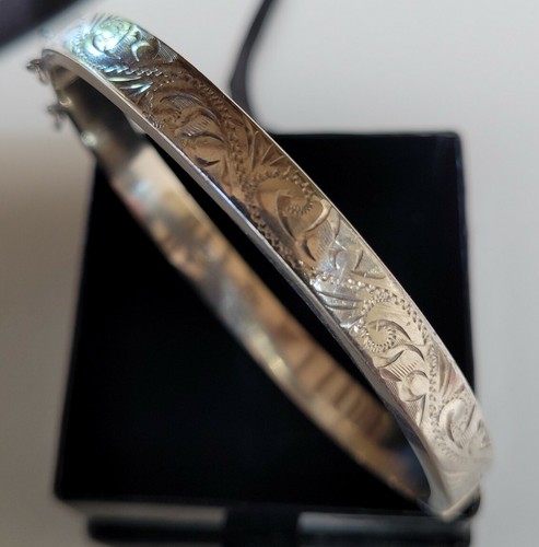 【here's】 SIGE BANGLE Vintage 60mm H&S London Sterling Silver Engraved Chased