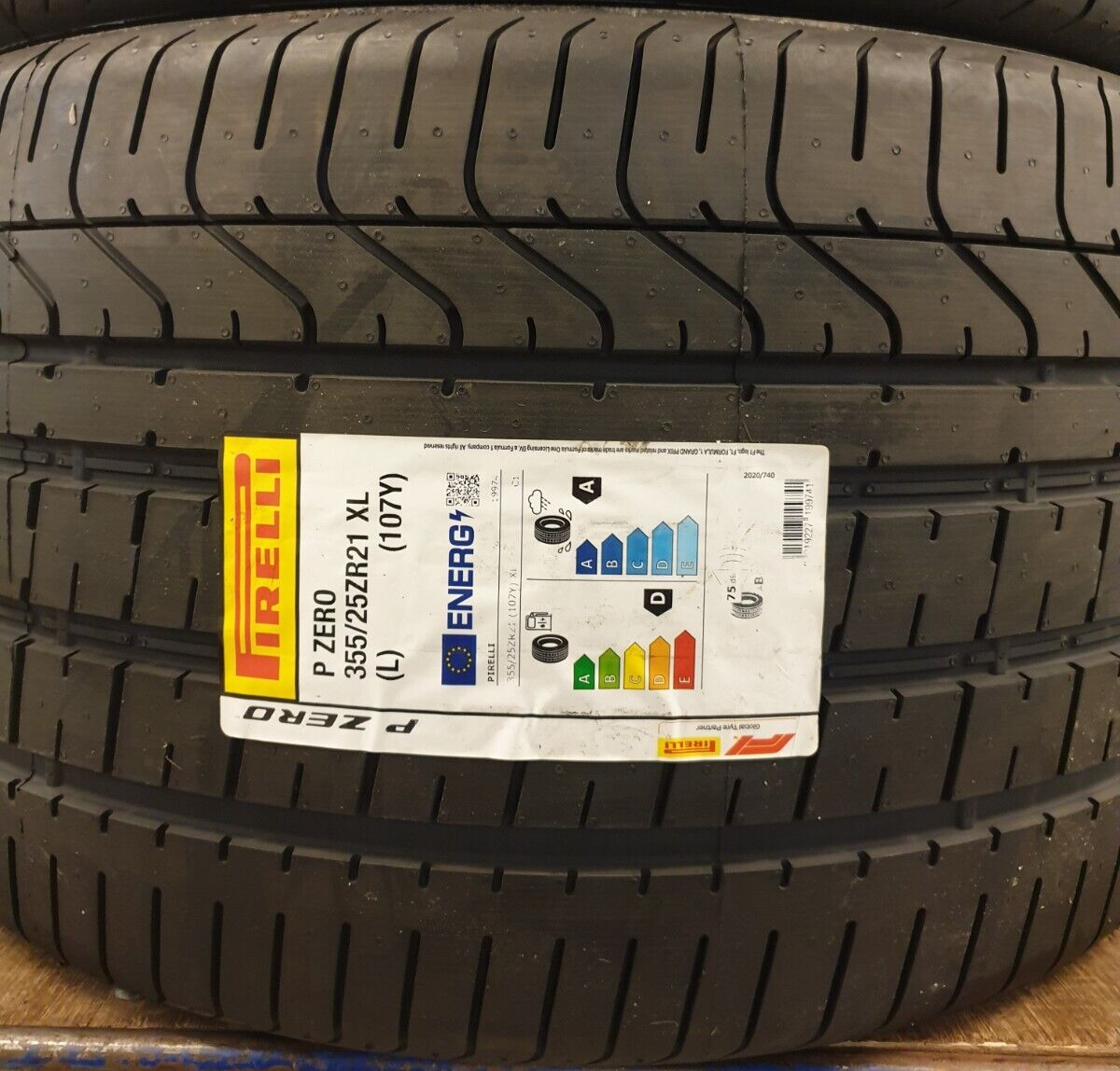 NEW PIRELLI P ZERO LAMBORGHINI L 355/25/21 355 25 ZR21 XL