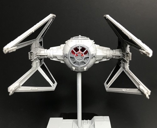 BANDAI TIE INTERCEPTOR 1/72 プラモデル Amazon.com: BANDAI Hobby Star Wars 1/72 Tie Interceptor