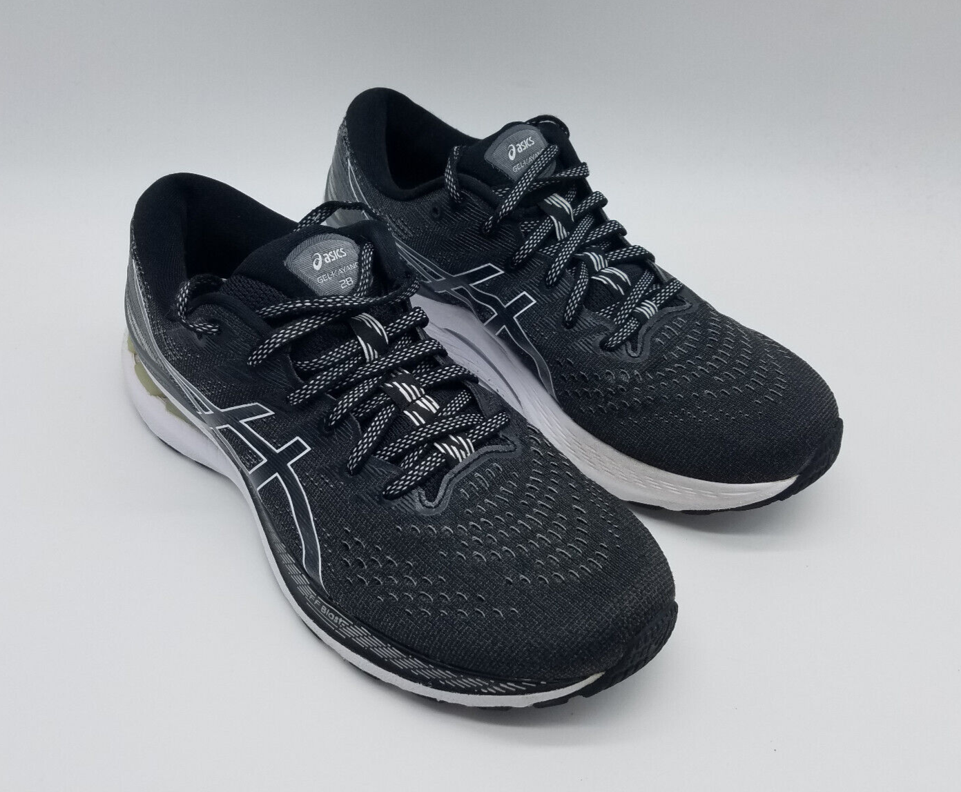 Asics Gel-Kayano 28 Women's Running Shoes Size 9 Black White