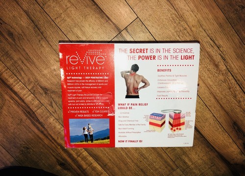 Revive Light Therapy Hand Held Clinical Pain Relief NEW