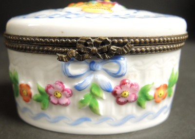 Vintage Limoges France Peint Main Trinket Box - Oval Bowl Basket of Flowers