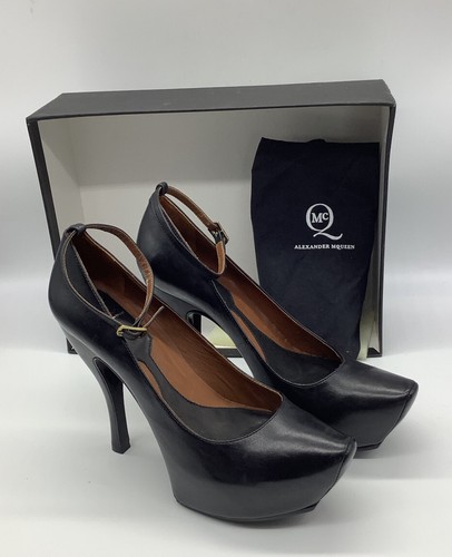 【関税&送料込】Alexander Mcqueen Black Leather Ballerina Sh Alexander McQueen Black Leather Strappy High Heel Shoes US