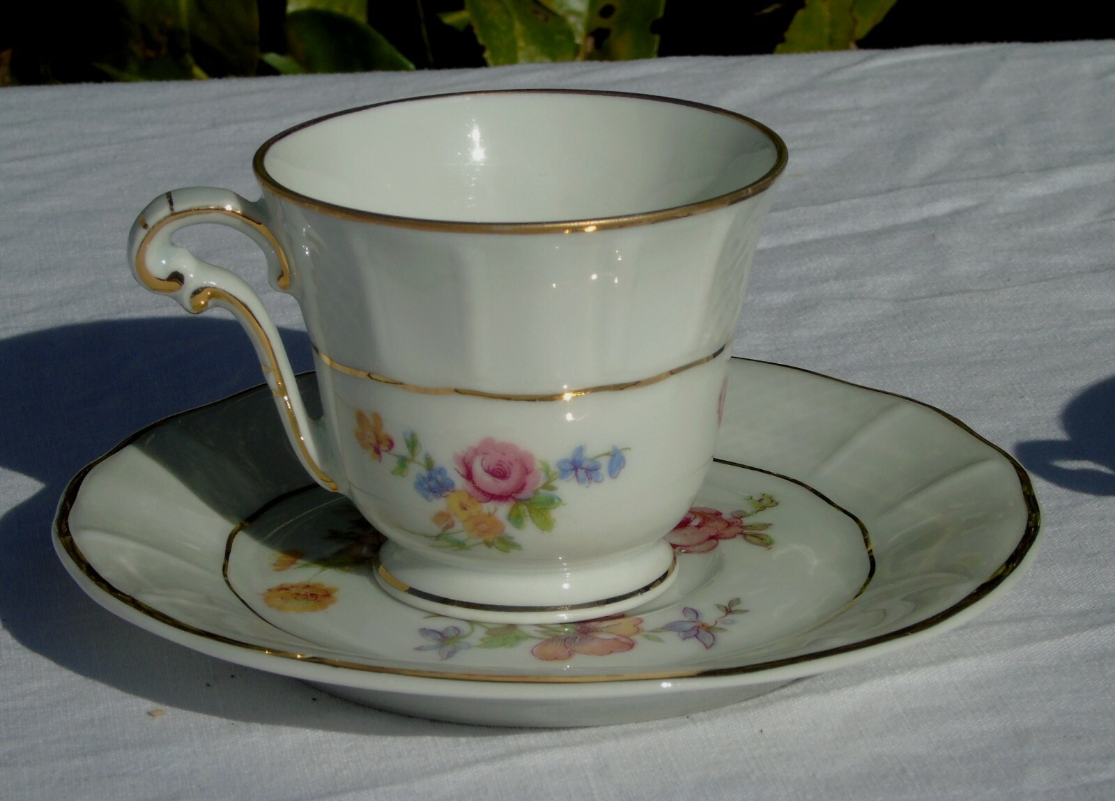 Bernardaud Service de 6 tasses à café en porcelaine de Limoges. Grelly België