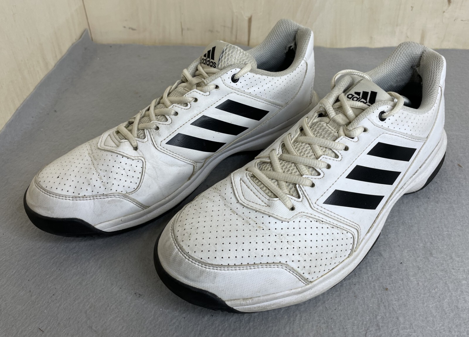 adidas men's adizero attack tennis shoes