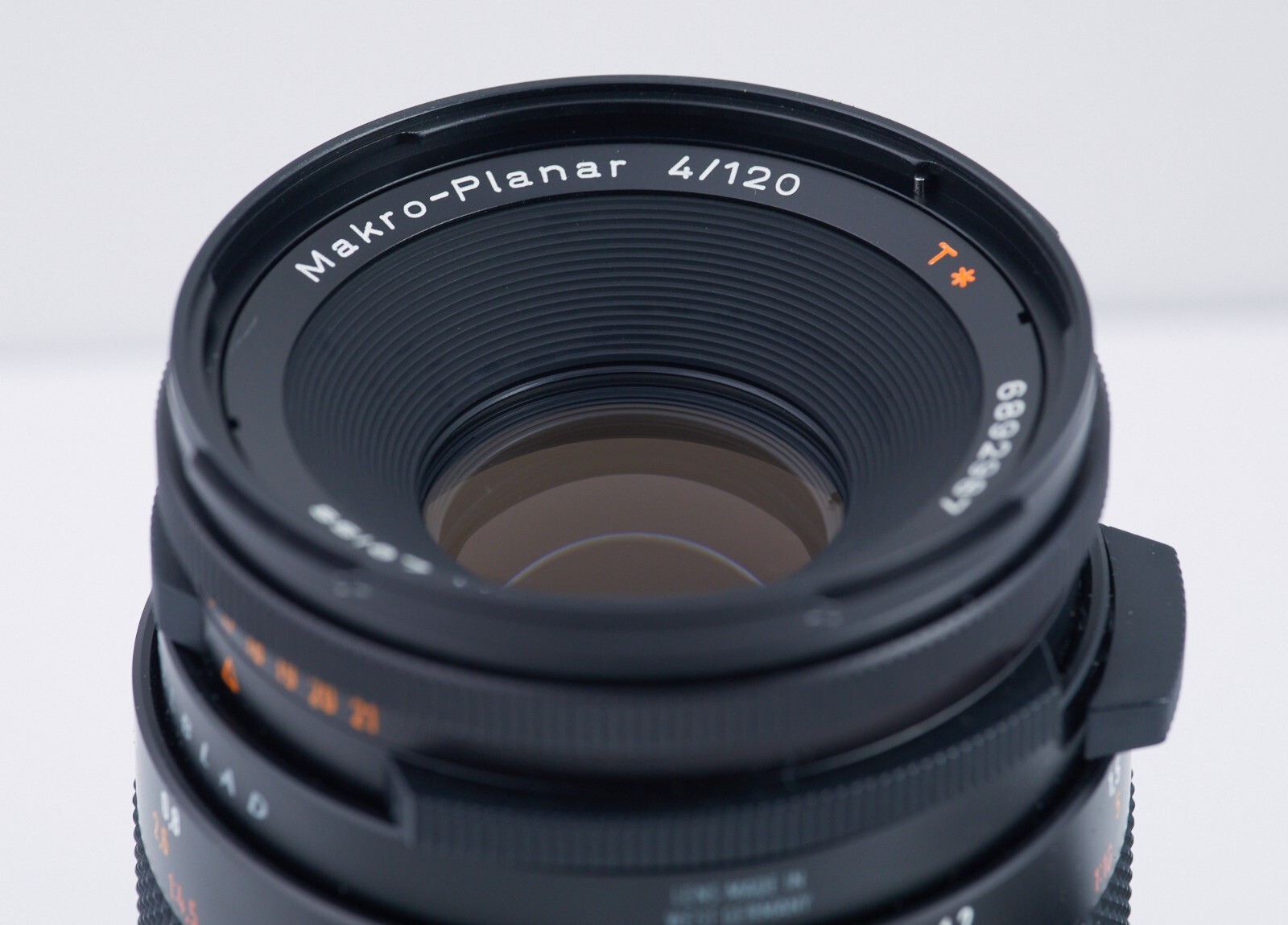 Carl Zeiss Makro-Planar T* 120mm F4 for Hasselblad CF 120mm Carl Zeiss Makro-Planar T* 120mm F4 for Hasselblad CF 120mm
