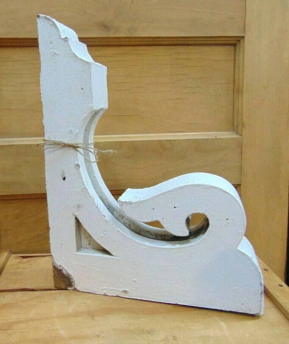 ANTIQUE WOODEN CORBEL VICTORIAN WHITE DISTRESSED PAINT-JTC1