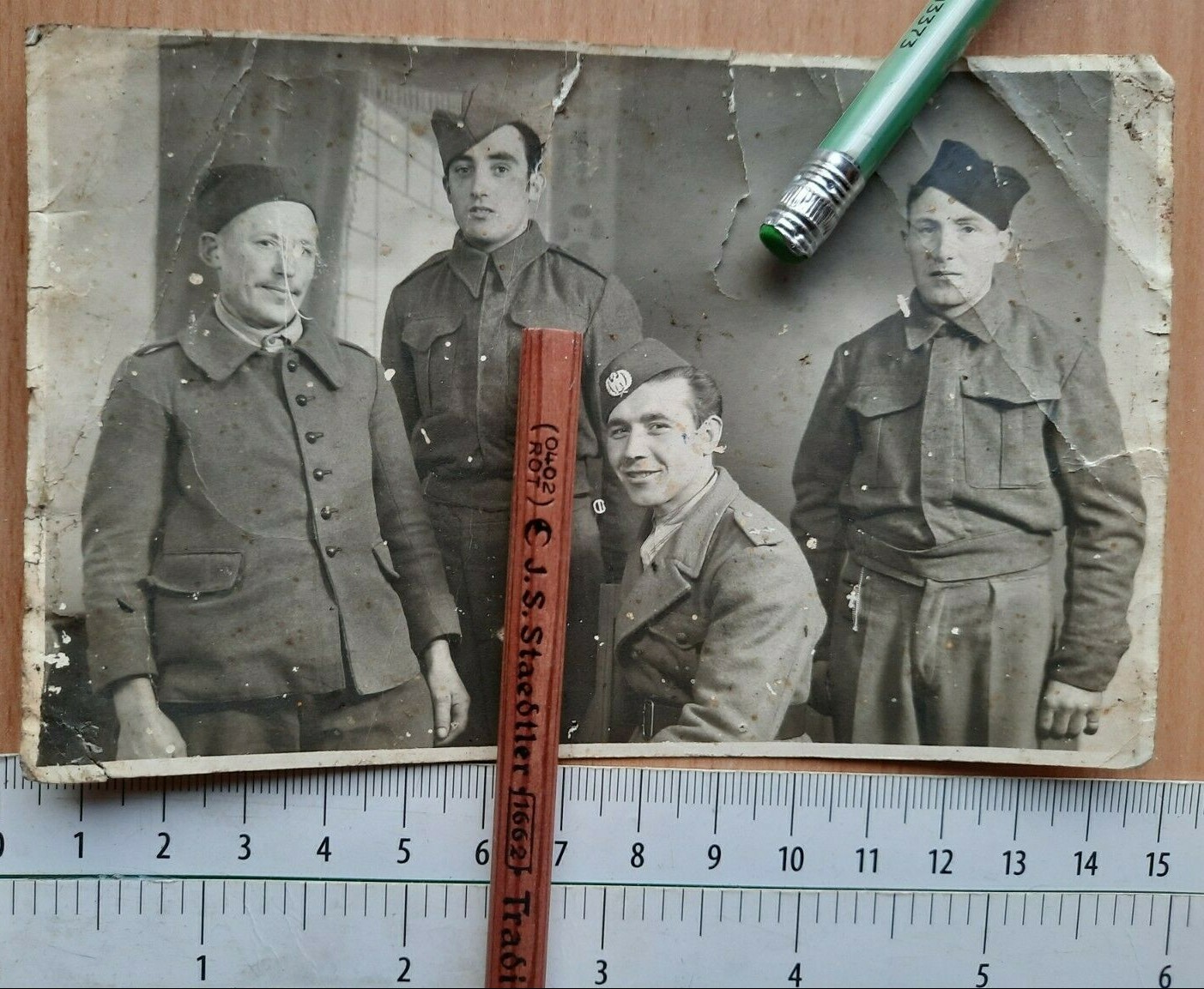 SERBIA ARMY WWII CHETNIKS COCKADE FES MUSLIMS HAT MILITARYRARE  PHOTO PICTURE