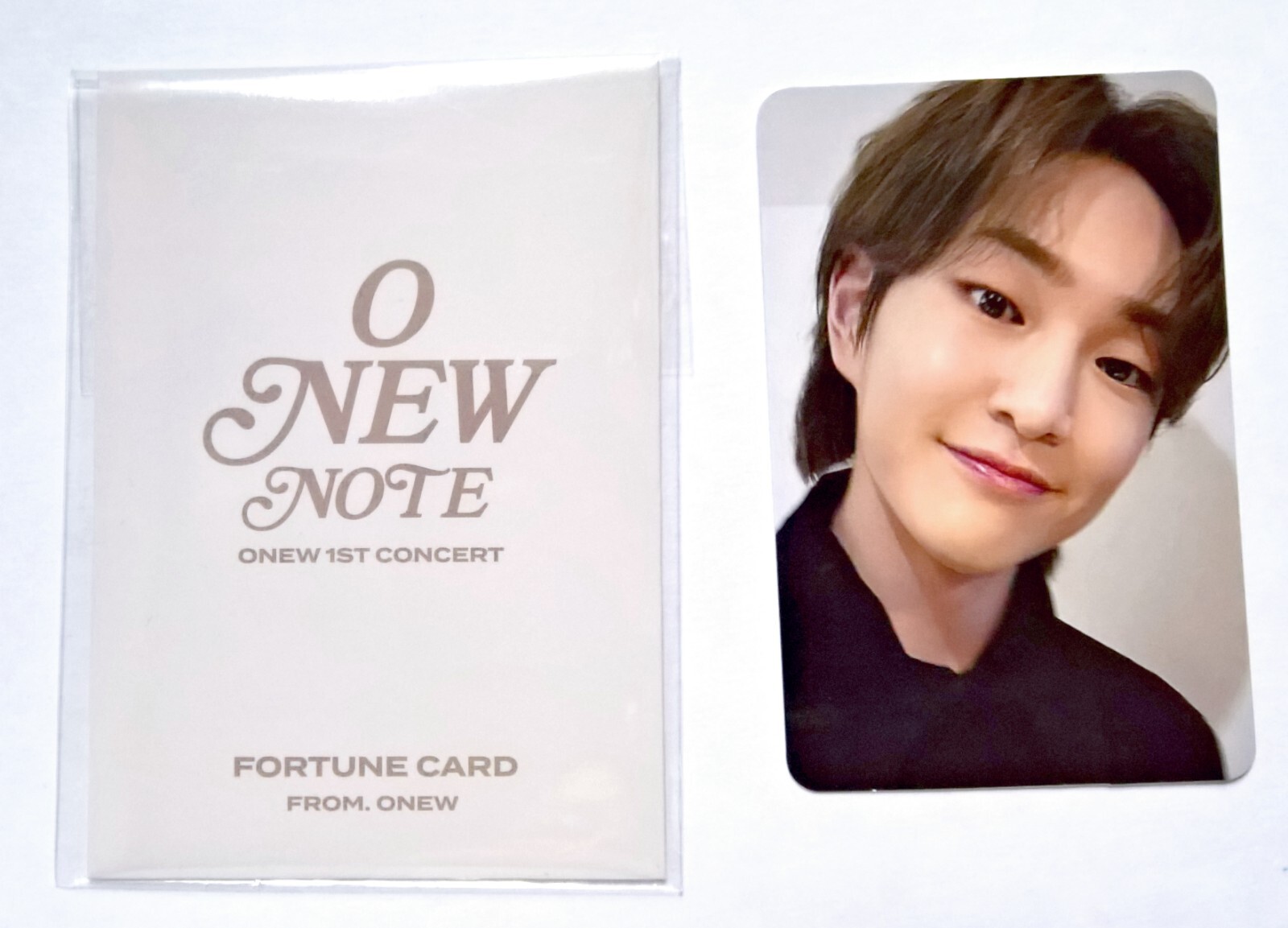 SHINee　オニュ　SUPERSTAR ONEW NOTE  トレカ SHINee オニュ SUPERSTAR ONEW NOTE トレカ