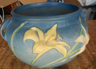 Vases Roseville Vatican