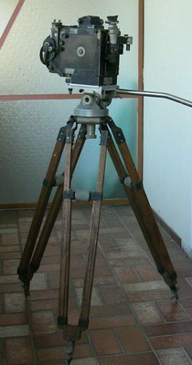 SCHNEIDER & MUNZKE DRESDEN WOOD TRIPOD + HEAD for HAND CRANKED 35MM MOVIE CAMERA