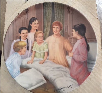SOUND OF MUSIC PLATE KNOWLES 1986 ''My Favorite Things'' 3rd PORCELAIN w/BOX & COA