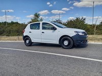 DACIA SANDERO 1.2 Access 1.2 16V 75 2015