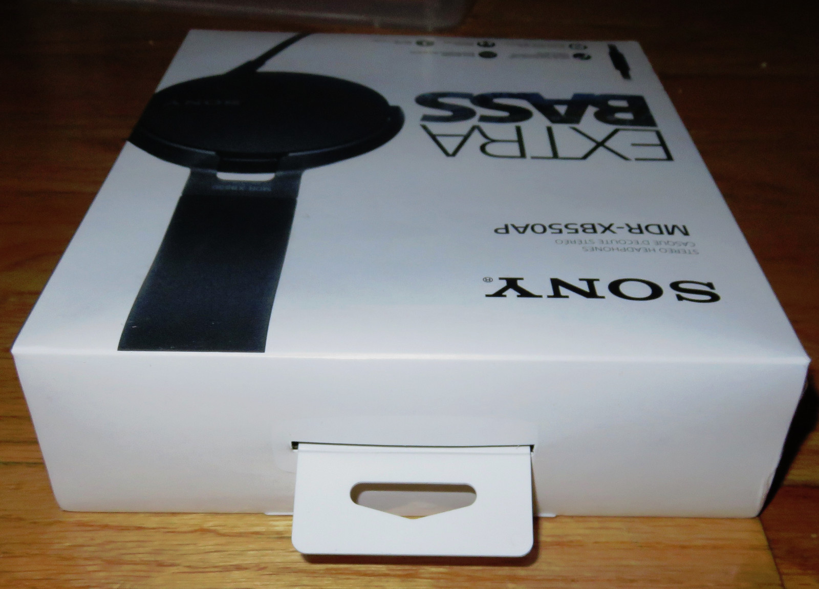 Sony - MDR-XB550AP Extra Bass On-Ear Headphones Black Swivels 30 mm driver NEW