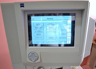 Zeiss Humphrey 750i Perimeter Retinal Field Analyzer with Printer and Table
