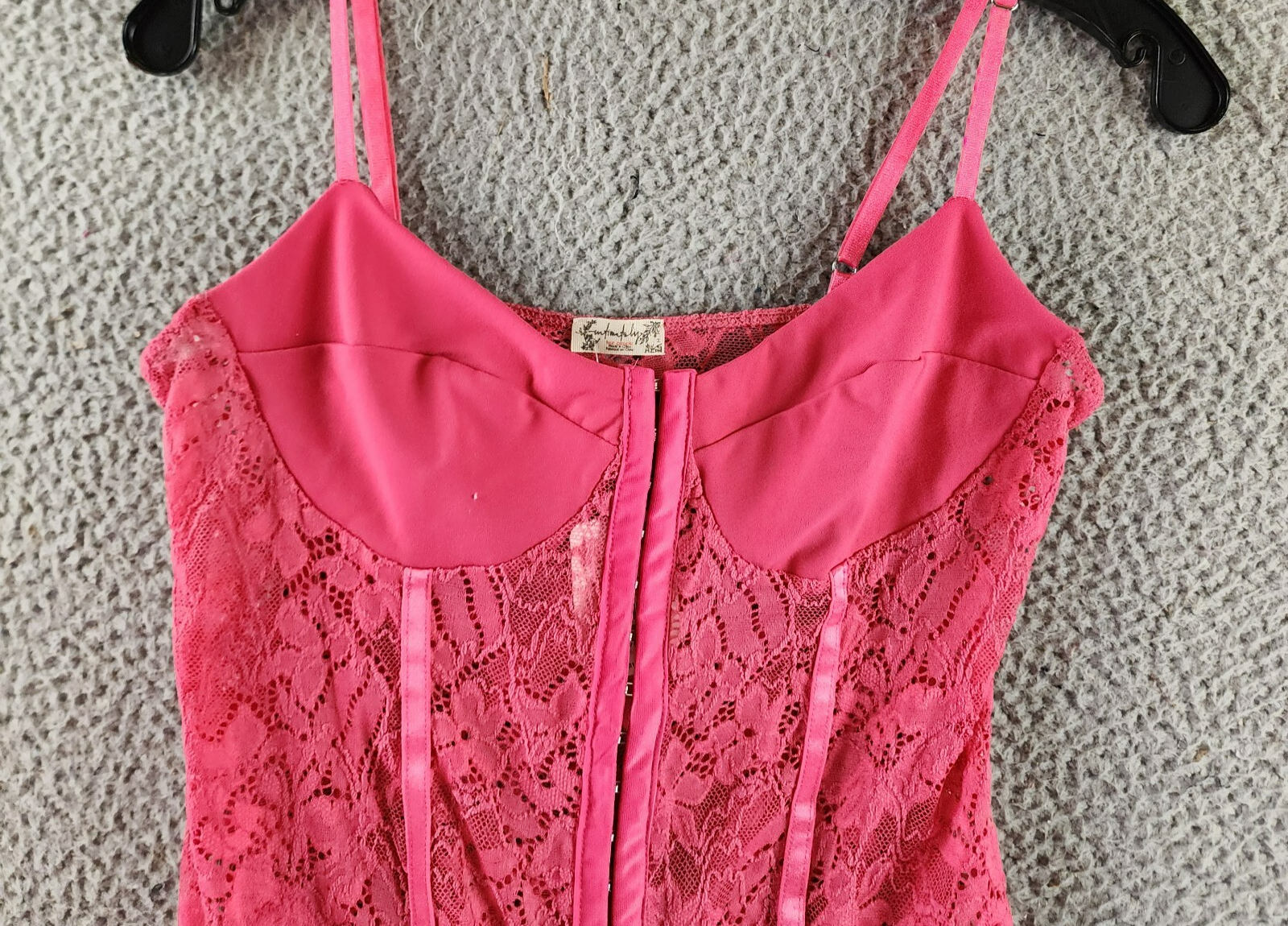 Intimately FP Lace Night Rhythm Thong Bodysuit Women's M Raspberry Sorbet Floral - Picture 4 of 13