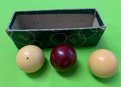 Boules de billard pour salle de billard, ensemble vintage dans une boîte d'origine, veuillez lire la description - France