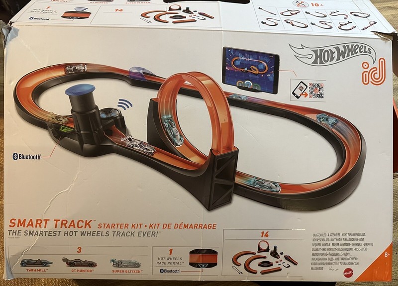 Hot Wheels id Smart Track Starter Kit **Missing 3 Pieces**