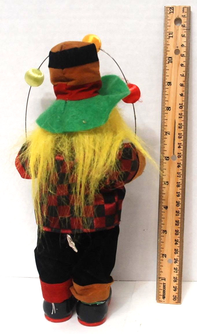 Clown Music Box Music  plays Fur Elise by Beethoven