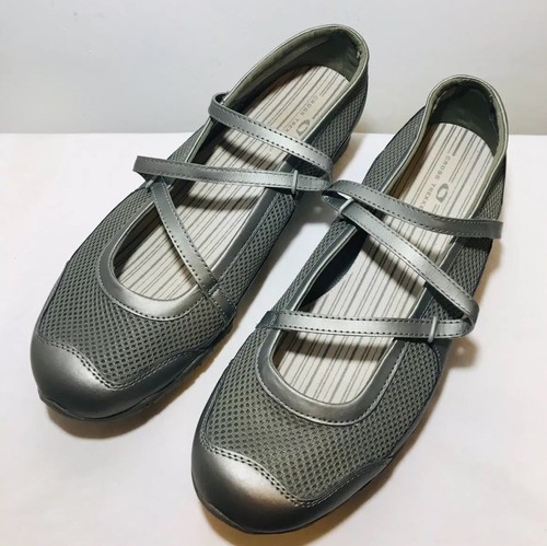 Cross Trekkers Comfort Slip On Size 11W Women’s Gray Shoes Round Toe