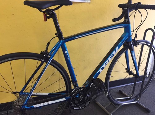 Trek Madone 2.3 Mens 56cm NOS Bicycle
