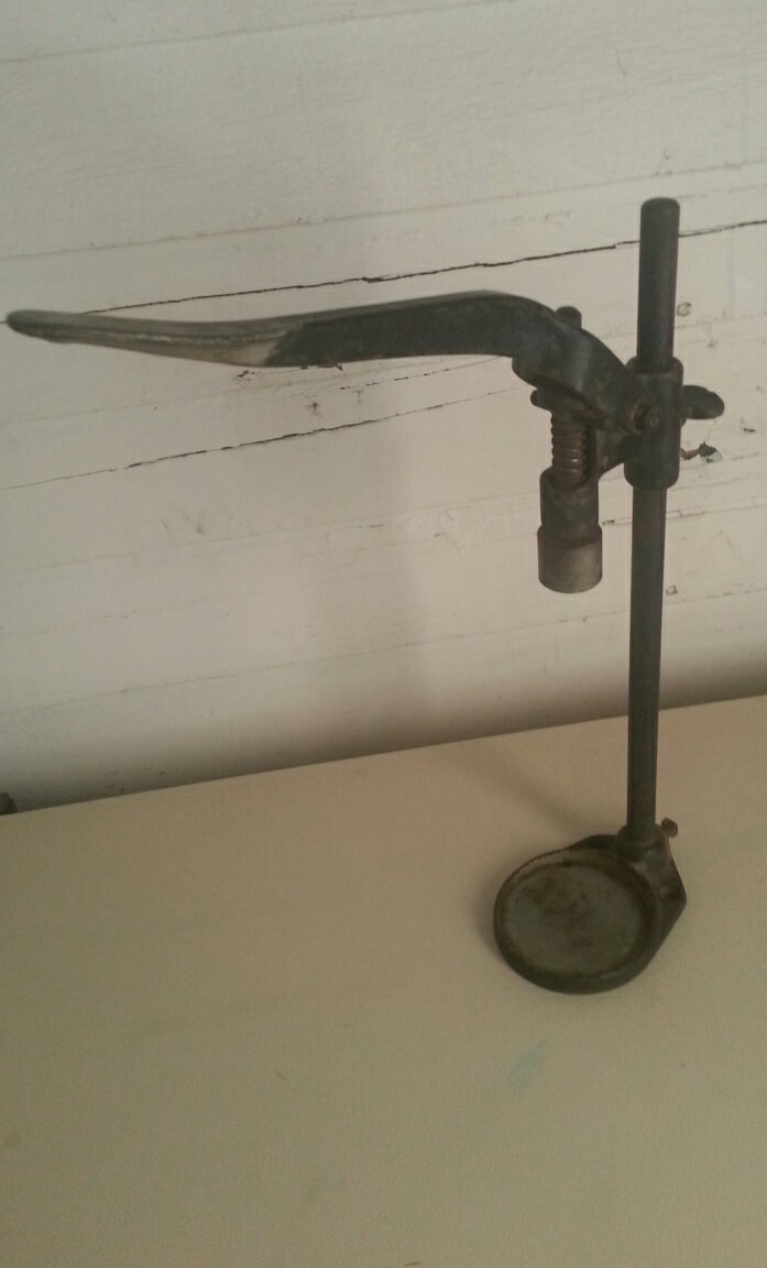 ANTIQUE SPRING TOP BOTTLE CAPPER - HOMEBREW BEER SODA BREWERIANA RARE BC 22 VGC