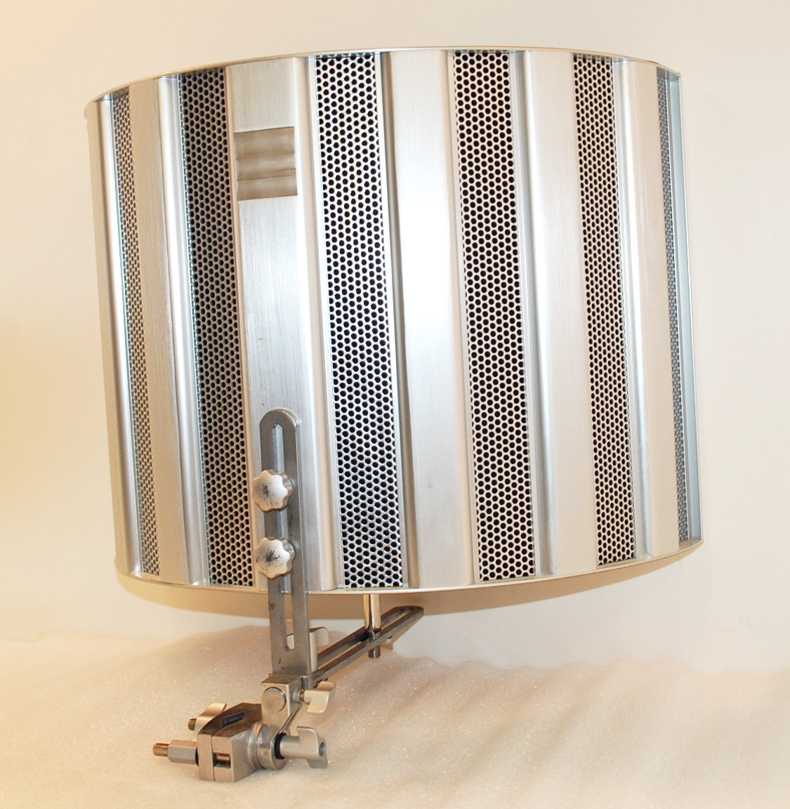 sE Electronic SPACE Specialize Acoustic Control Environment Mic Isolation Filter