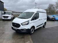 FORD TRANSIT CUSTOM 2.0 300 EcoBlue L1H2 SWB HIGH ROOF AIR CON RACKING White Man