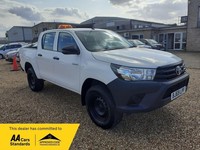 TOYOTA HILUX 2.4 D-4D Active 4WD Euro 6 4dr (3.5t) 2019