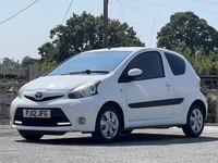 TOYOTA AYGO 1.0 VVT-i Fire 2012