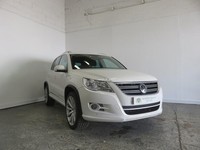 VOLKSWAGEN TIGUAN 2.0 TDI R-Line 4WD Euro 5 5dr 2010