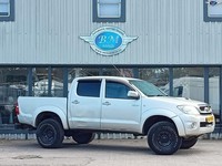 TOYOTA HILUX 2.5 D-4D HL3 Silver Manual Diesel 2011
