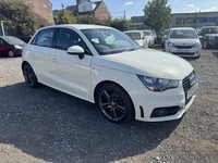 AUDI A1 1.6 TDI S line 2013
