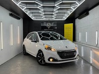 PEUGEOT 208 1.2 PureTech Allure Premium 2016